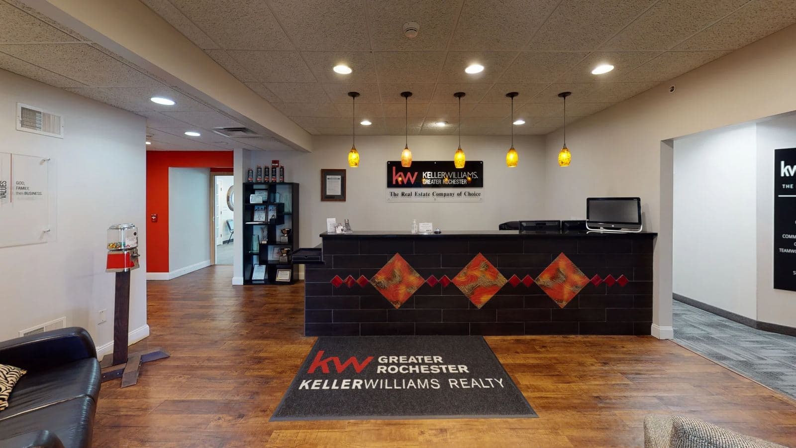 Reception desk and lobby at the Keller Williams Greater Rochester office