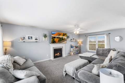 12 Goldenhill Lane, photo 3