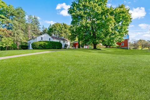 2161 Edwards Road, photo 3