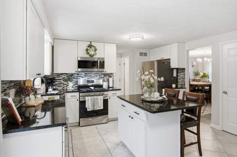 233 Round Pond Lane, photo 22