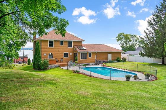 2548 Lower Lake Road, photo 2
