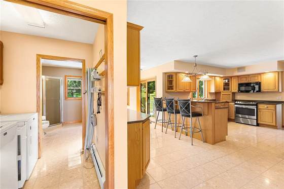 2548 Lower Lake Road, photo 9