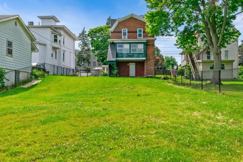 39 Genesee Street, photo 7
