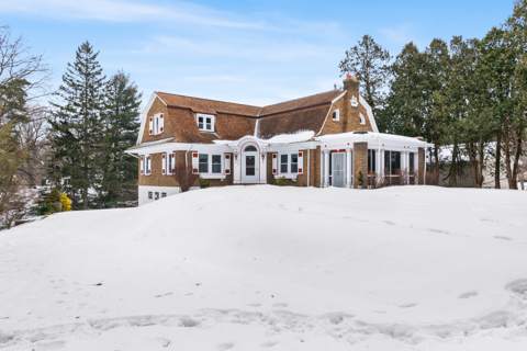434 Thomas Ave, Two-story home