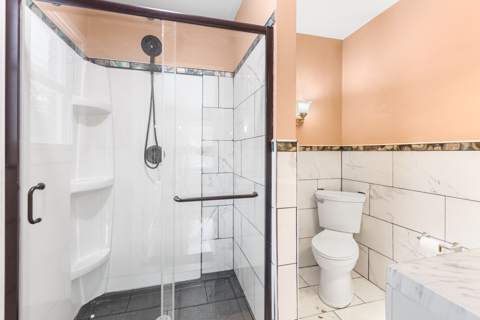 434 Thomas Ave, photo 16