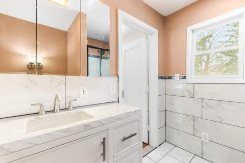 434 Thomas Ave, photo 17