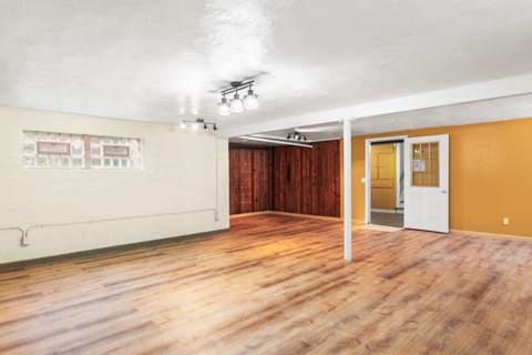 434 Thomas Ave, photo 27