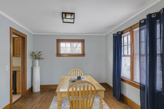 443 Crossfield Road, photo 11