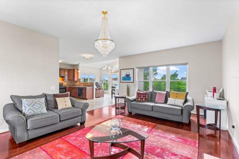 76 Doncaster Trail, photo 3