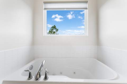76 Doncaster Trail, photo 16