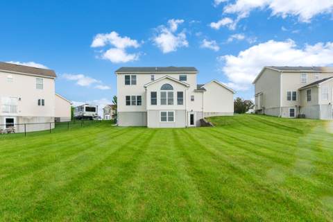 76 Doncaster Trail, photo 33