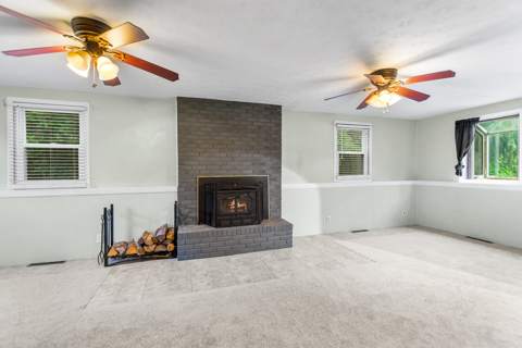 7639 W Ridge Road, photo 11