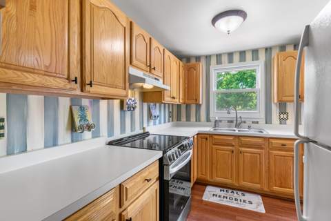 81 Castle Grove Drive, photo 19