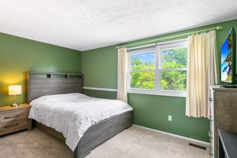 81 Castle Grove Drive, photo 22