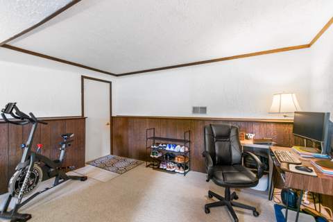 81 Castle Grove Drive, photo 30