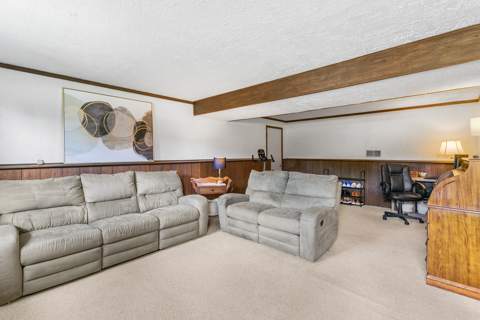 81 Castle Grove Drive, photo 31