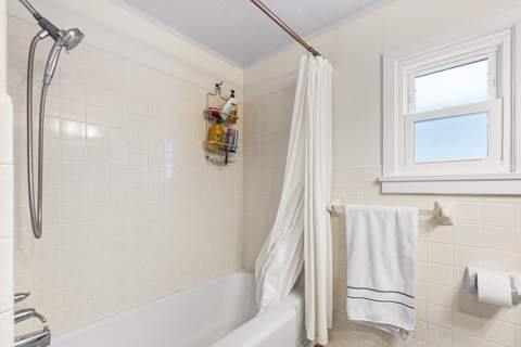 836 N Aurora Street, photo 19