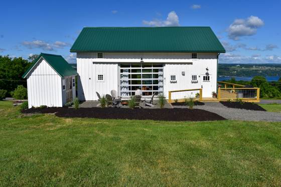 Vineyard Guest Barn (VacationFLX), photo 1