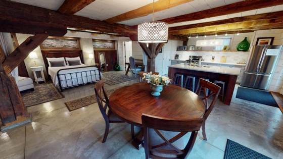 Vineyard Guest Barn (VacationFLX), photo 14